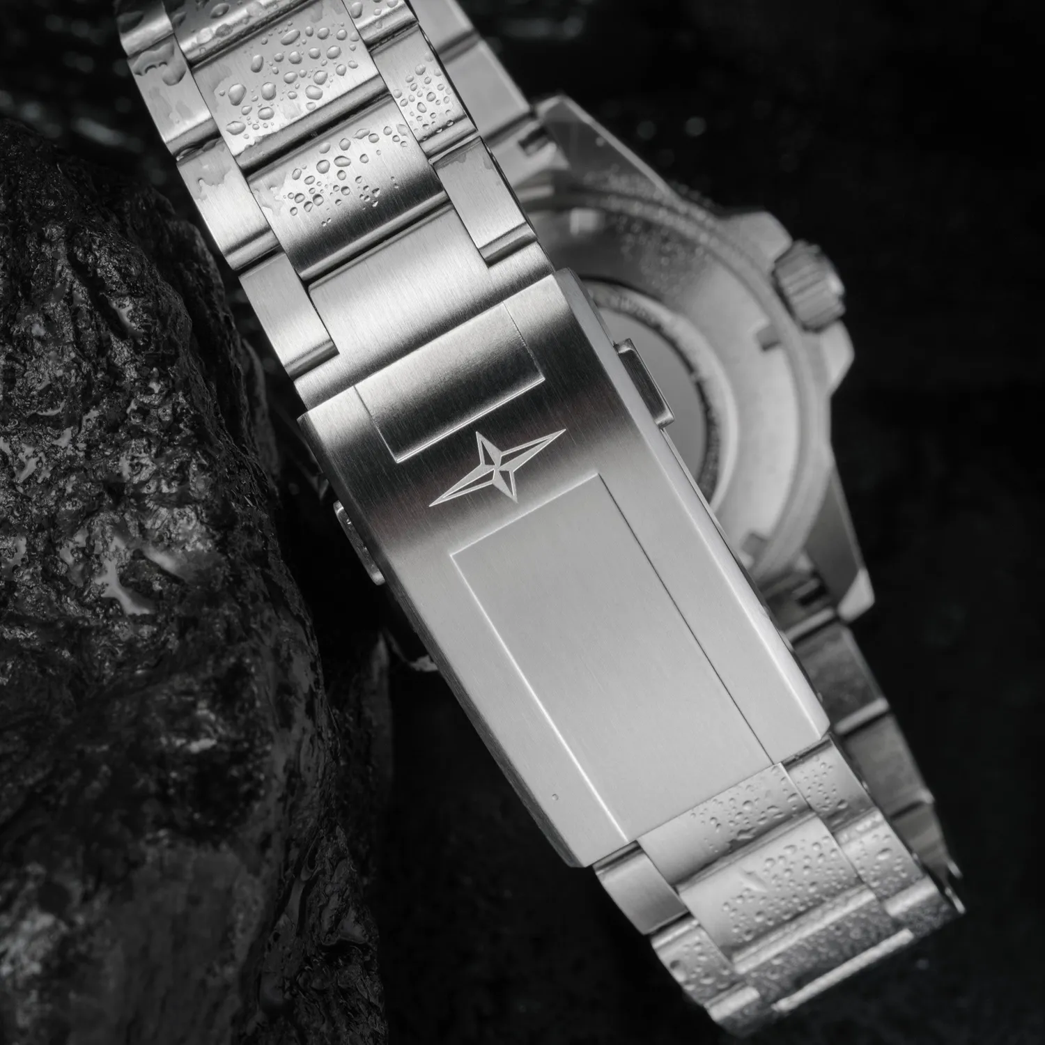 Davosa Argonautic Lumis BS montre automatique tritium